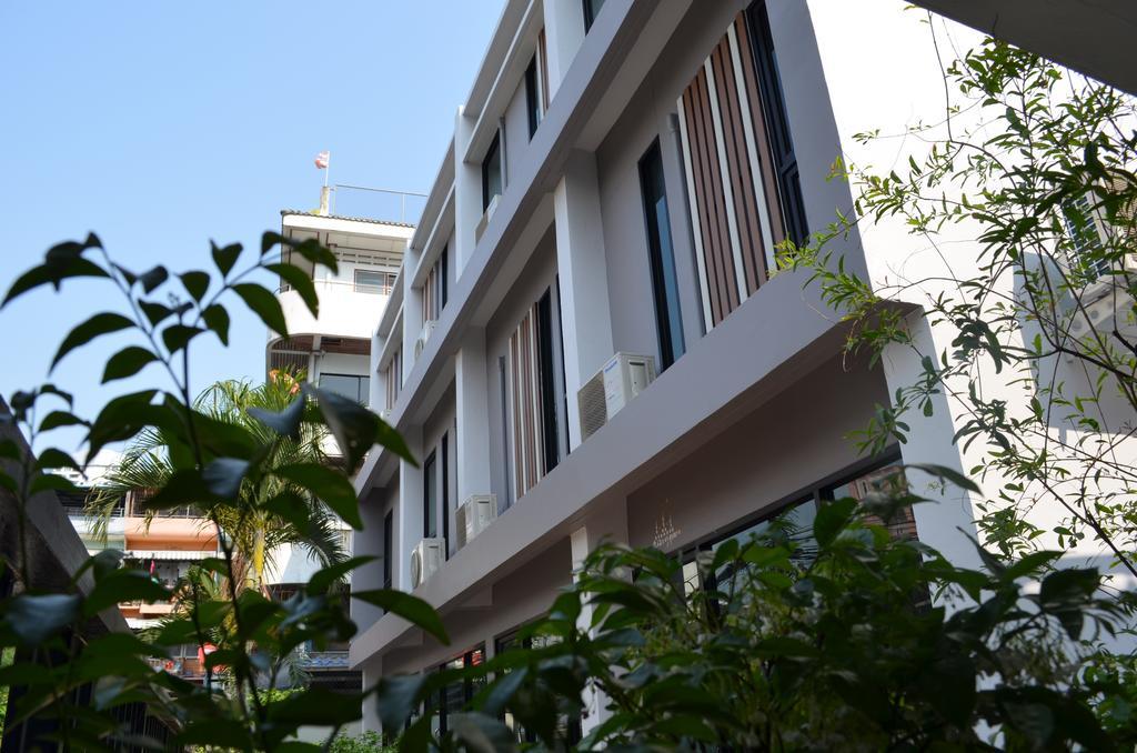 Varinda Hostel Bangkok Ngoại thất bức ảnh
