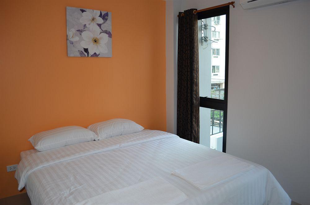 Varinda Hostel Bangkok Ngoại thất bức ảnh