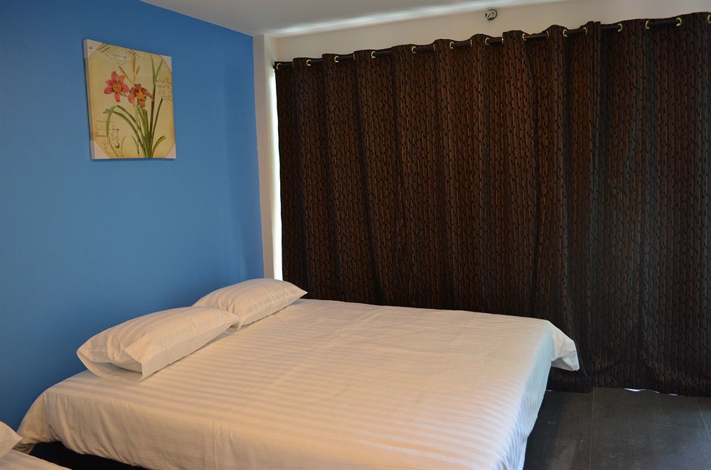 Varinda Hostel Bangkok Ngoại thất bức ảnh