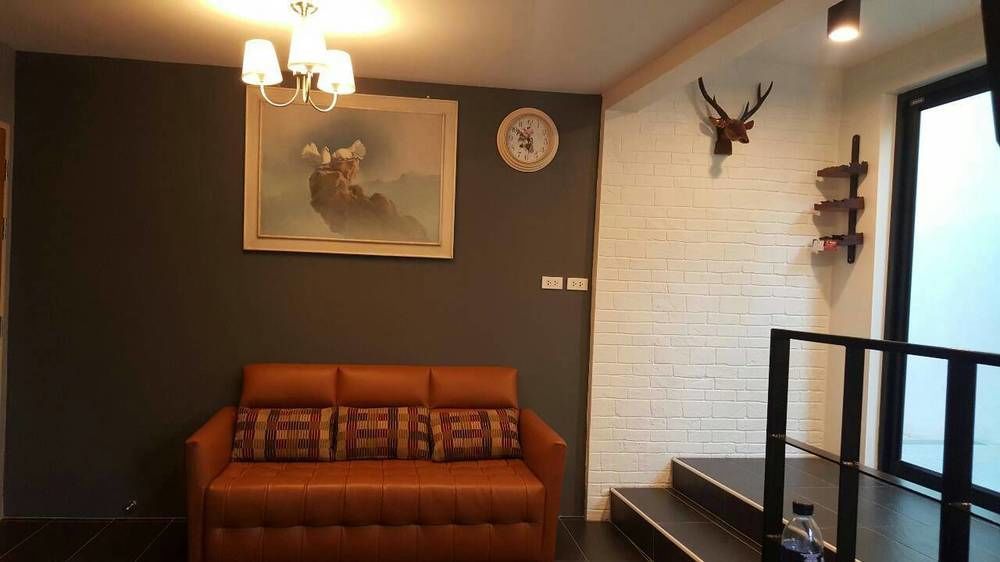 Varinda Hostel Bangkok Ngoại thất bức ảnh