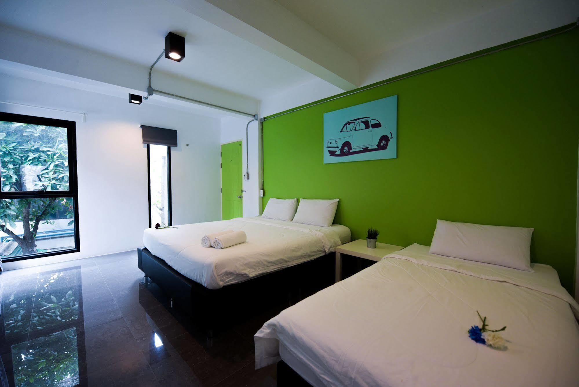 Varinda Hostel Bangkok Ngoại thất bức ảnh