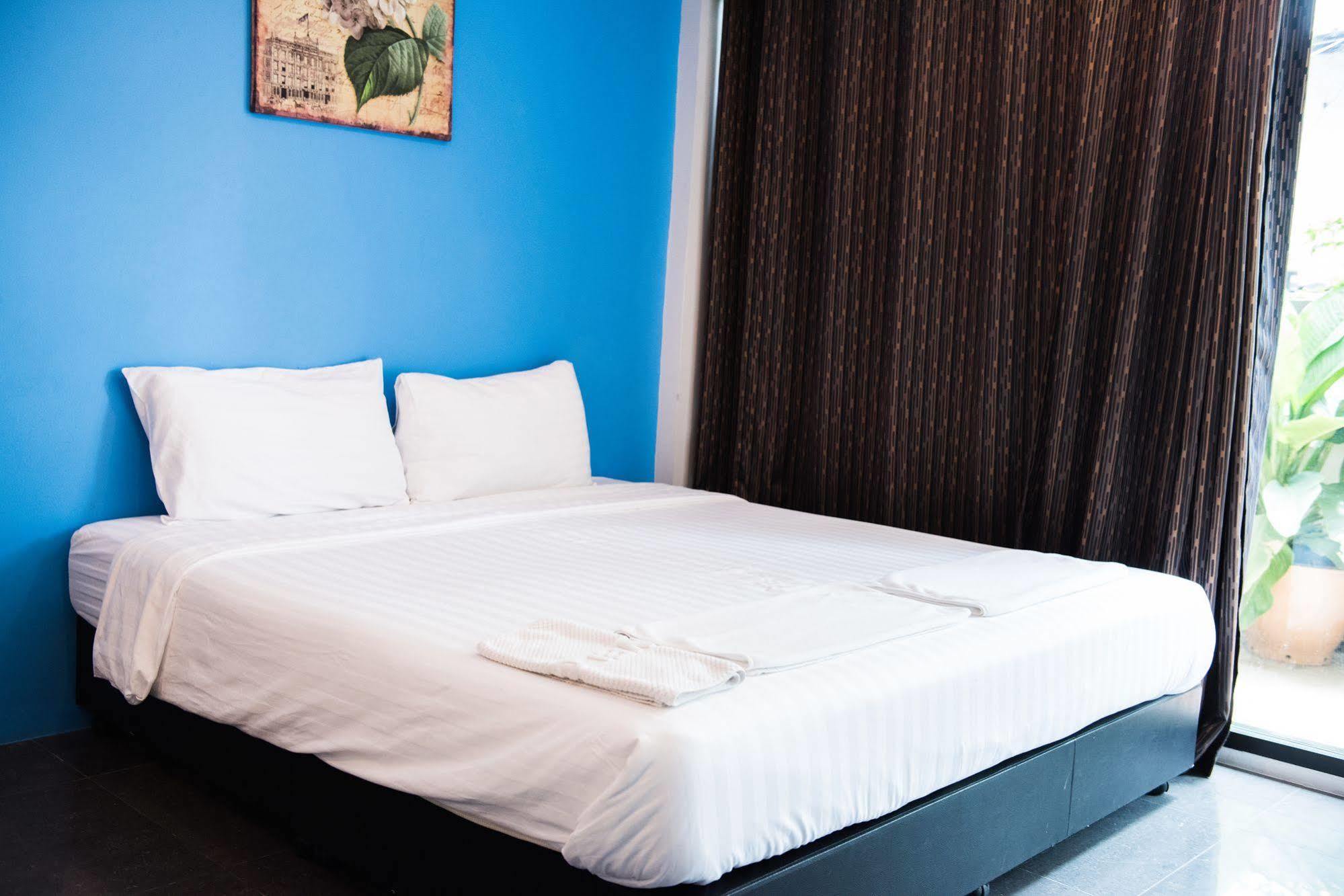 Varinda Hostel Bangkok Ngoại thất bức ảnh