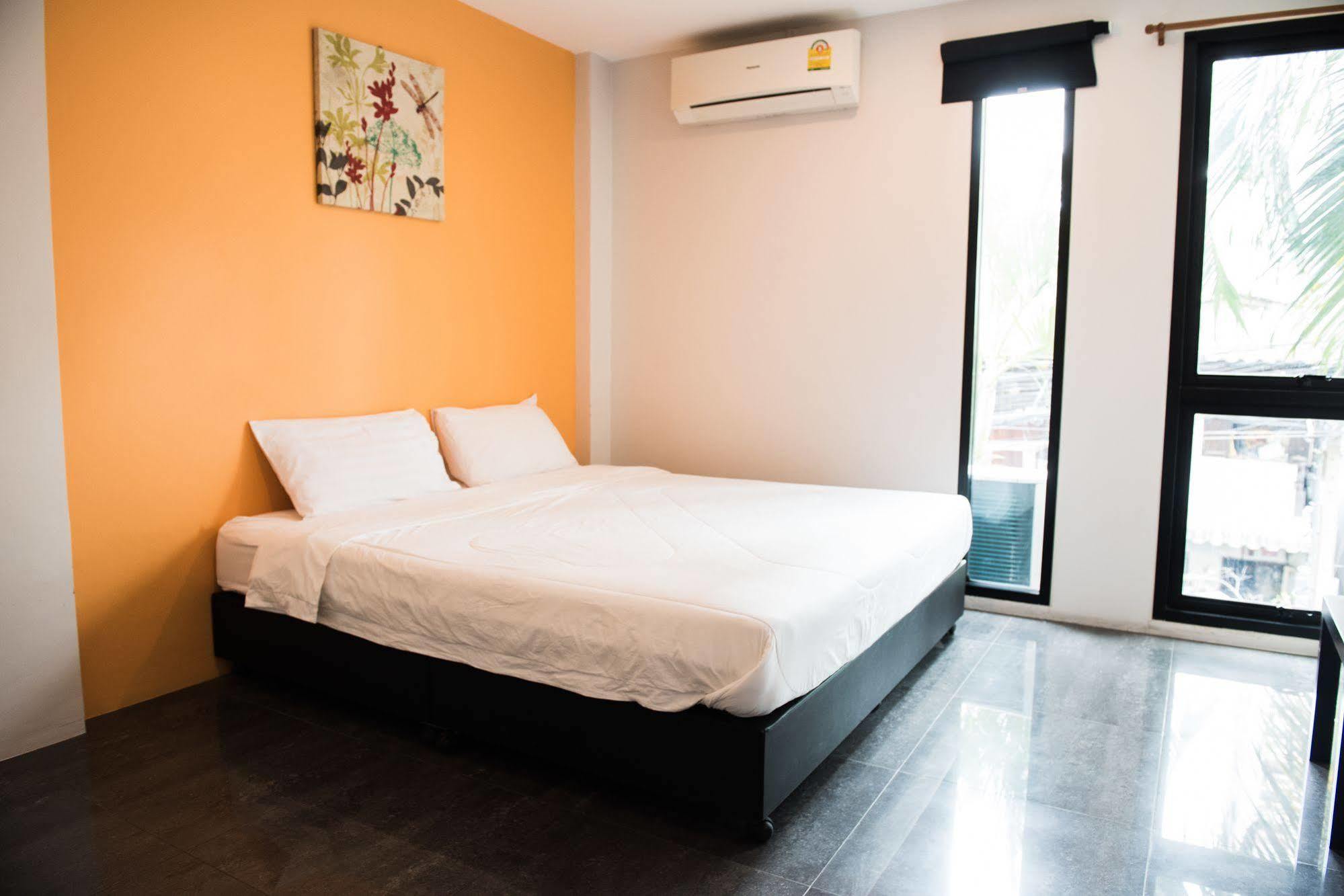 Varinda Hostel Bangkok Ngoại thất bức ảnh